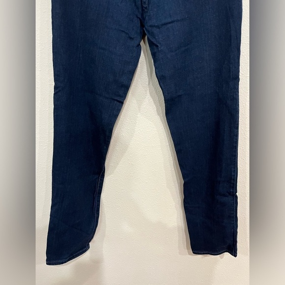 AG Adriano Goldschmeid The Prima Midrise Cigarette - Picture 8 of 9